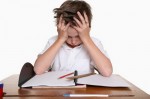 Trẻ mắc bệnh động kinh gặp khó khăn nào khi đi học?